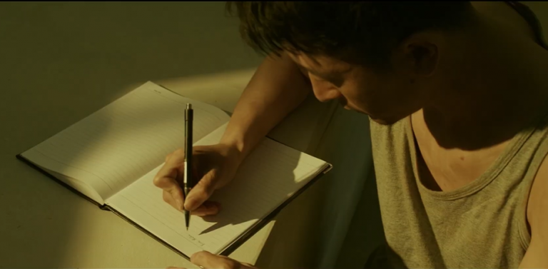 PHẠM TỘI VỀ ĐỘNG VẬT HOANG DÃ : CANH BẠC ĐÁNH ĐỔI TỰ DO, GIA ĐÌNH VÀ TƯƠNG LAI