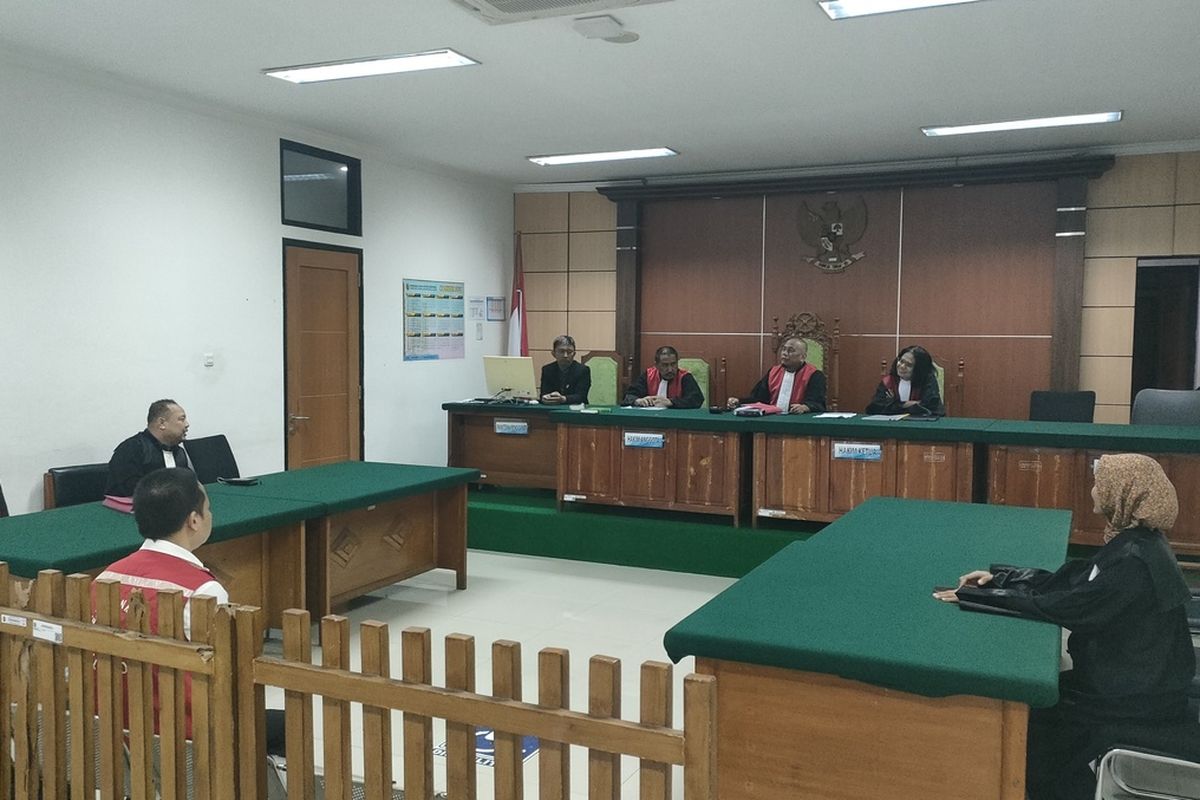 THUYỀN TRƯỞNG NGƯỜI VIỆT NAM LĨNH 8 NĂM TÙ VÌ VẬN CHUYỂN VẢY TÊ TÊ