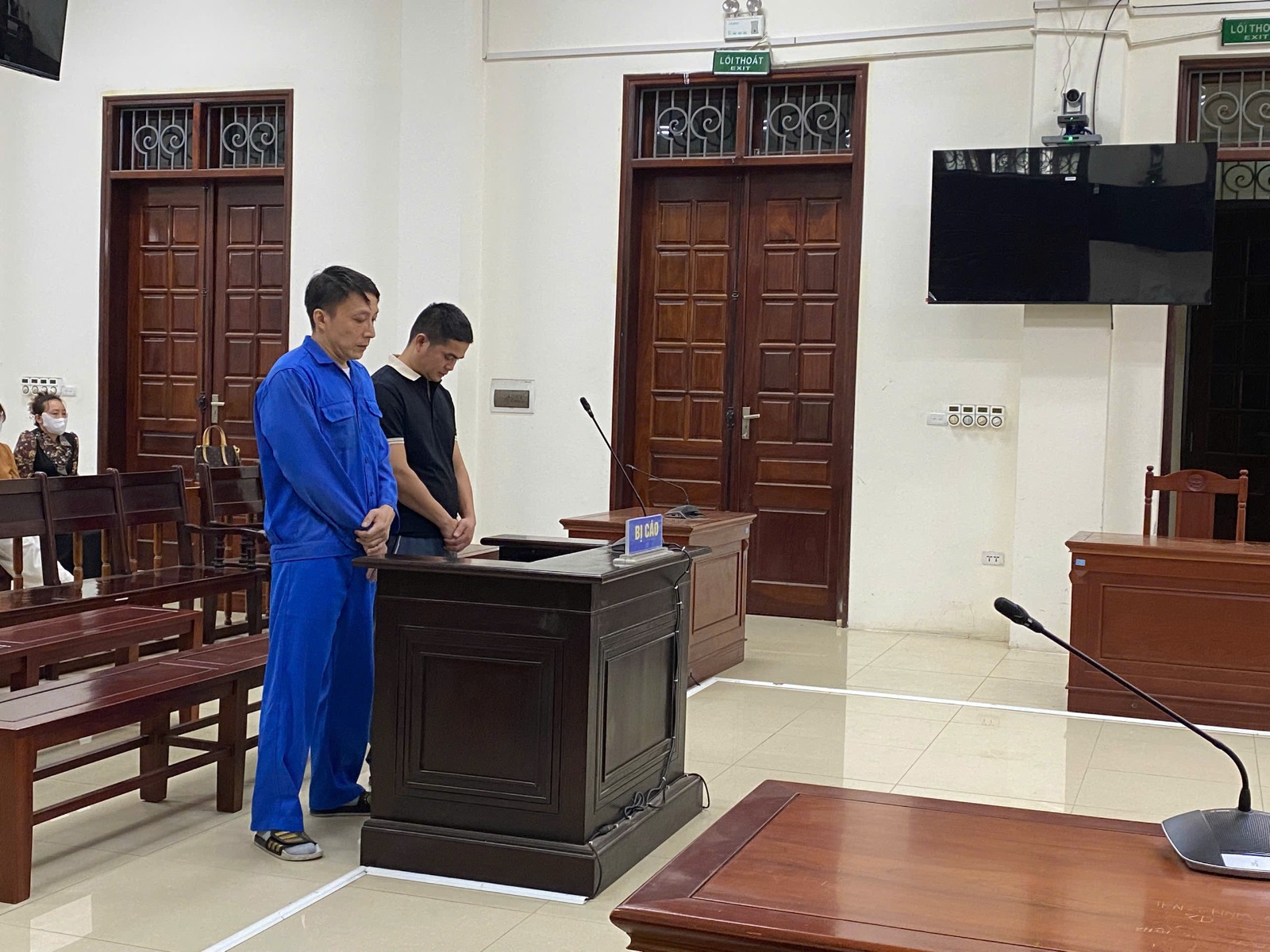 BUÔN BÁN GẦN 1 TẤN VẢY TÊ TÊ CHÂU PHI: HAI ĐỐI TƯỢNG LĨNH TỔNG MỨC ÁN 16 NĂM TÙ