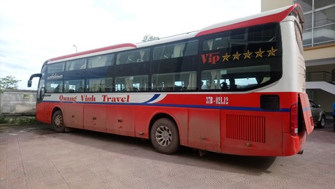 A series of pangolins, turtles and tortoises lying on the passenger car were arrested A series of pangolins, turtles and tortoises lying on the passenger car were arrested